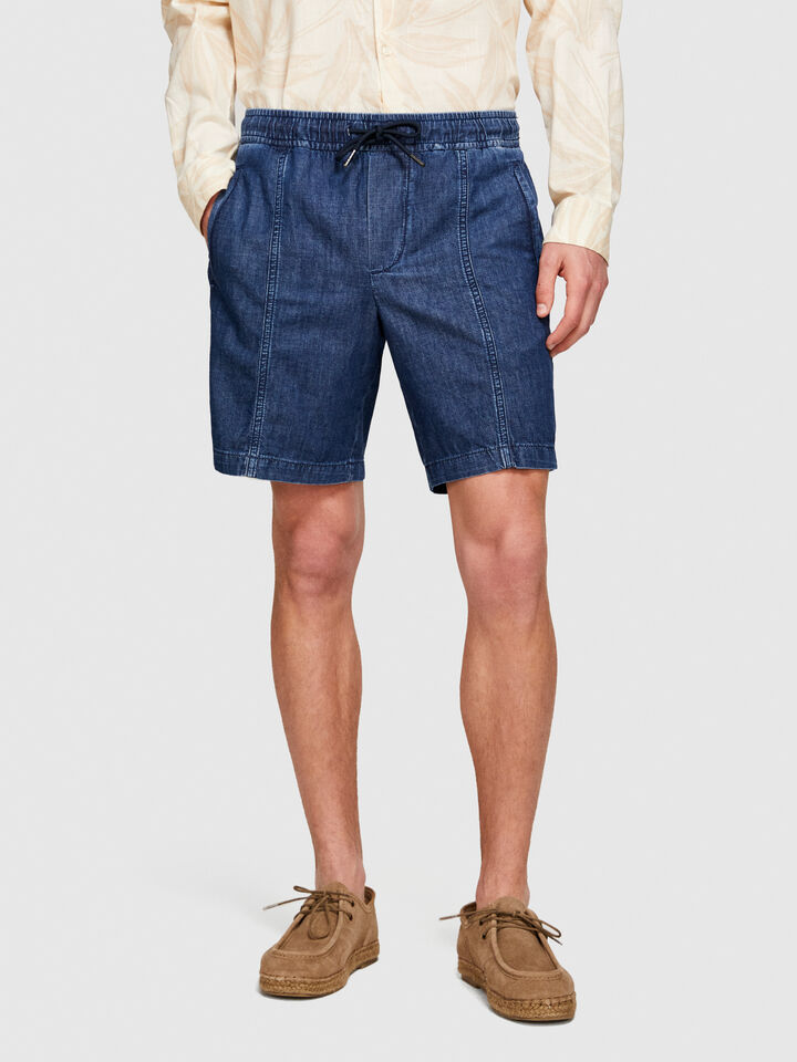 Bermudas in chambray - men's jean shorts - Blue | Sisley image number 4